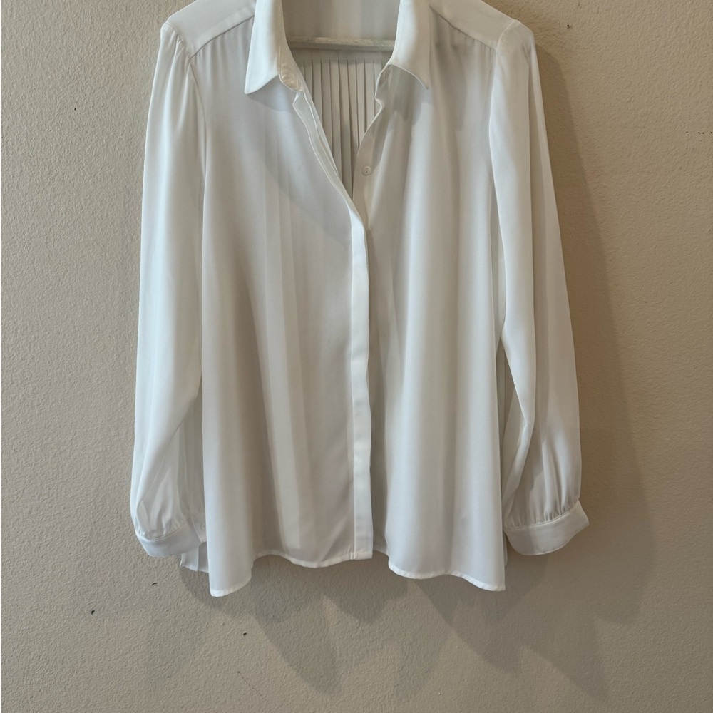 Adrianna Papell Classic White Button Down Shirt